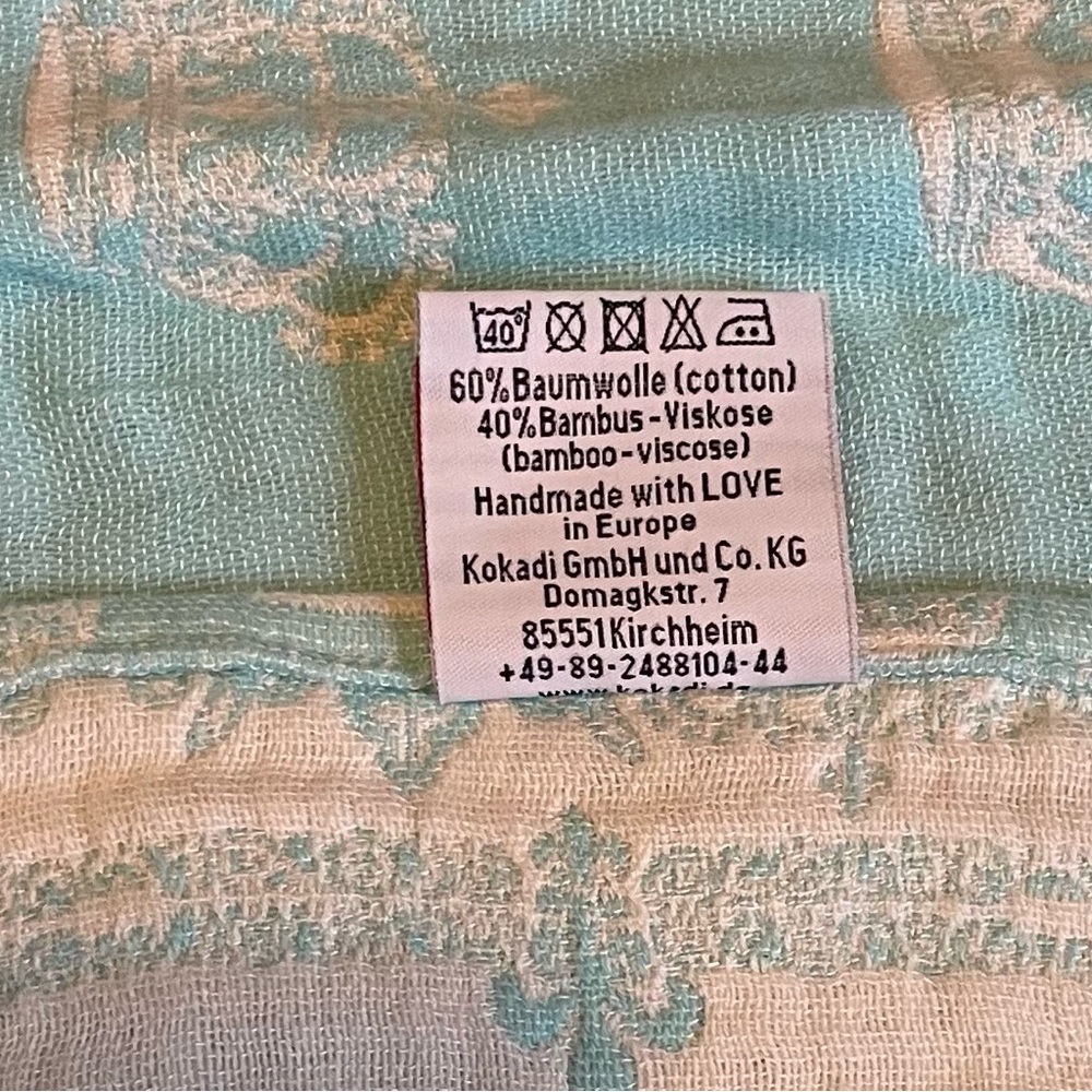 KOKADI Woven 4 Layer Gauze Cotton Bamboo Crown Print Aqua White Swaddle Handmade - Picture 6 of 6
